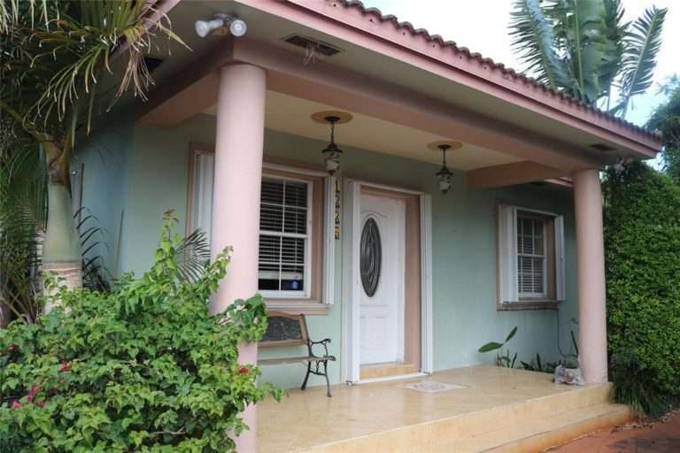 Court-Miami-FL-33144