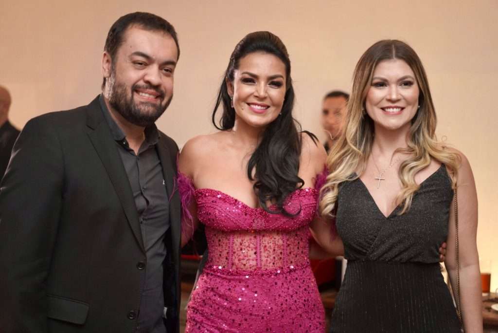 Gardênia Cavalcanti comemora aniversário com festa na Barra da Tijuca, na noite desta sexta (05)