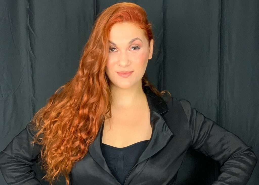 Edmila Castro, a pastora e musicista - Transformando frustrações em realizações