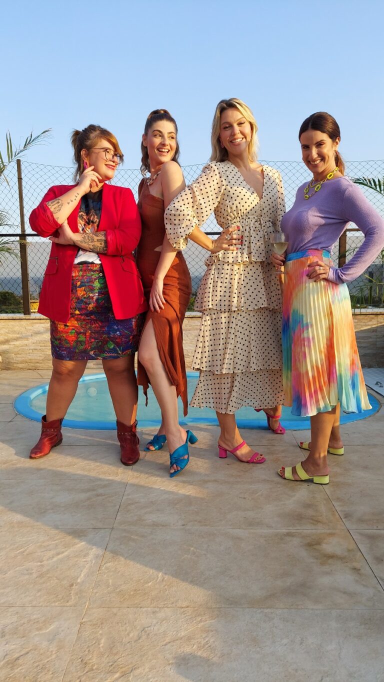 "Divas de TPM": O Projeto que Conquista a Audiência com Humor e Reflexões Femininas