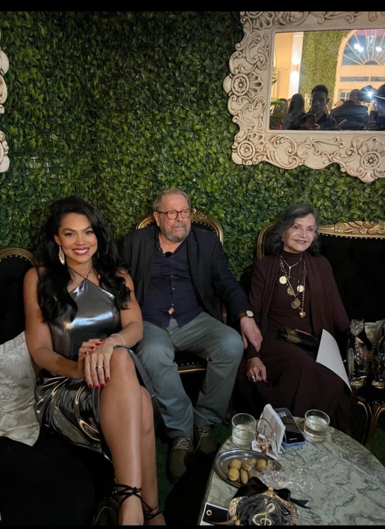 Claudia Melo e Yara Castanha Brilham na 13ª Premiação Art Show Nacional