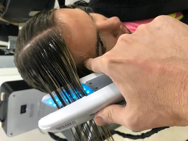 TRATAMENTO COM GELO – Crioterapia  capilar – Tratamento a frio de reconstrução total 